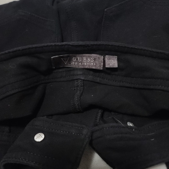 Guess Jeans - Picture 3 of 3